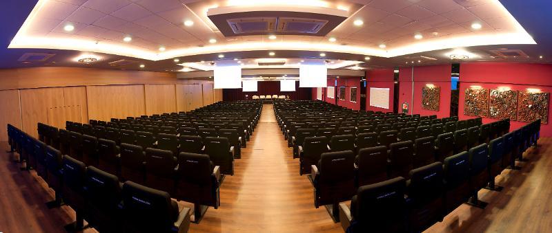Evenia Olympic Suites Lloret de Mar Exterior photo