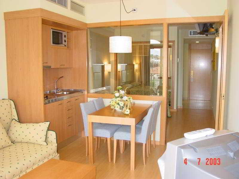 Evenia Olympic Suites Lloret de Mar Exterior photo